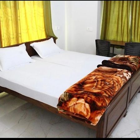 Harsh & Yash Guest House Бодх-Гая Екстер'єр фото